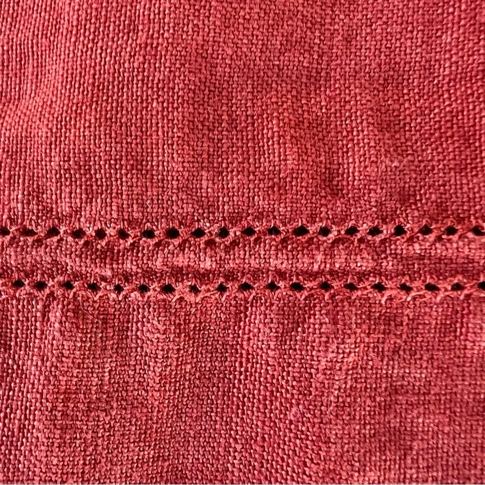 Williams-Sonoma 100% Linen Double Hemstitch Tablecloth Chili 52x70 Hungary GUC